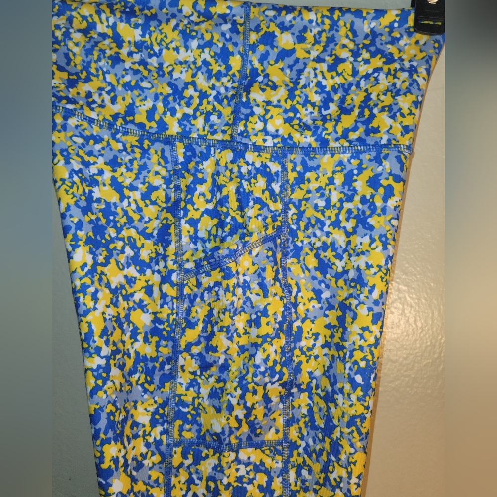 Ideology High Rise Leggings 7/8 Length (Medium) - Picture 3 of 3